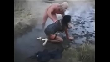 fucks a milf in the mud